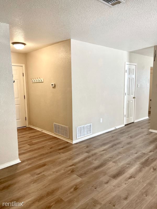Building Photo - 4 br, 2 bath House - 10812 Lilry Rd