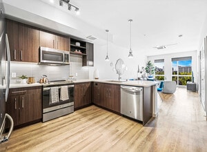 Building Photo - AMLI Spring District