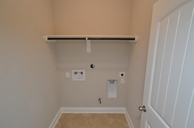 Building Photo - 4 Florentino Vine Pl