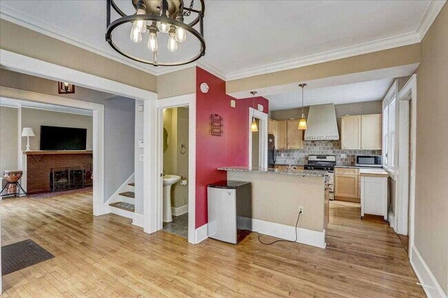 Foto del edificio - 3028 N Murray Ave