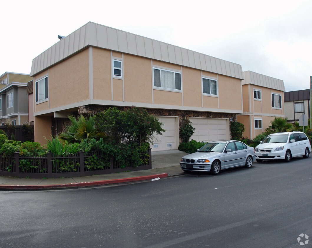 Foto del edificio - 250-290 Byrne St