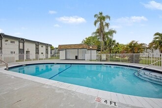 Building Photo - 7256 SW 94th Pl