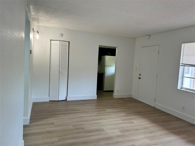 Foto del edificio - 241 SE 9th Ave