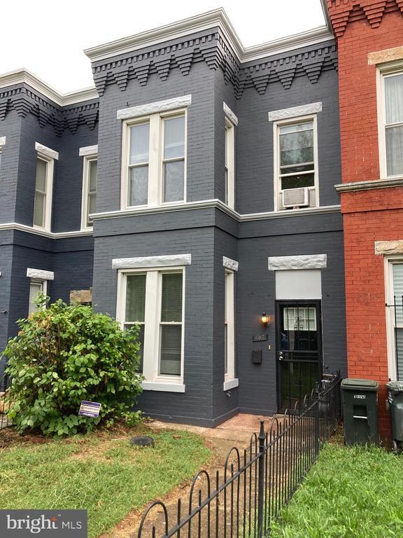 Primary Photo - 407 12th St NE
