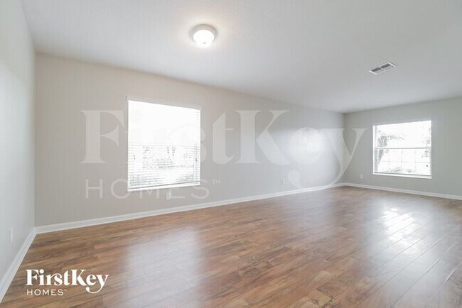 Foto del edificio - 5614 106th Ave E