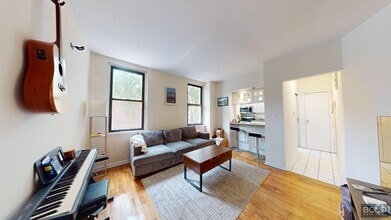 Building Photo - 78 W 11th St