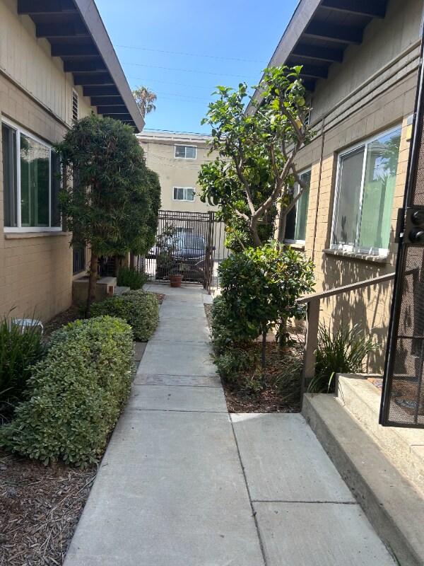 Foto del edificio - 931 Grand Ave