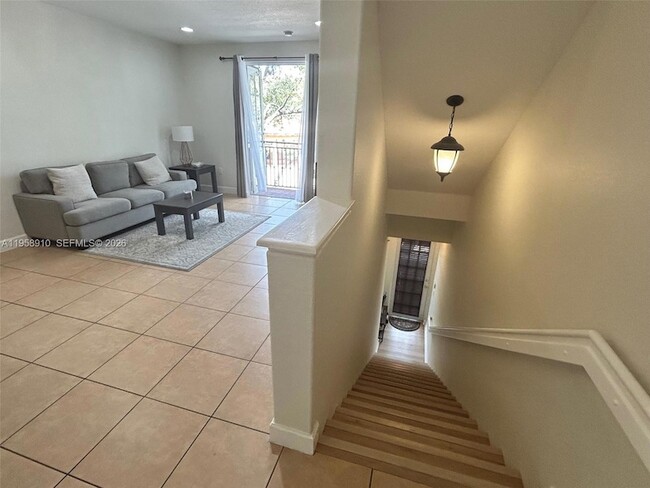 Photo - 430 SW 147th Ave Apartment