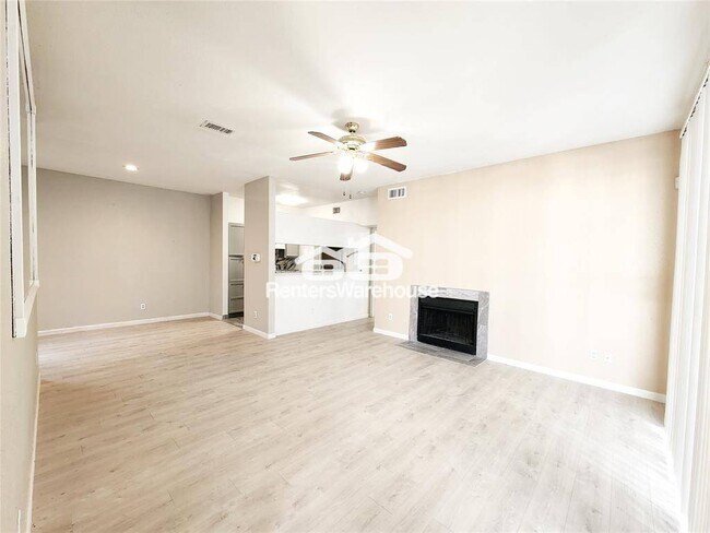 Foto del edificio - 14550 Fonmeadow Dr