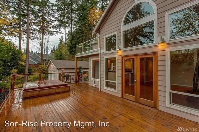 Primary Photo - 3 br, 2 bath House - 400 Chuckanut Dr N.