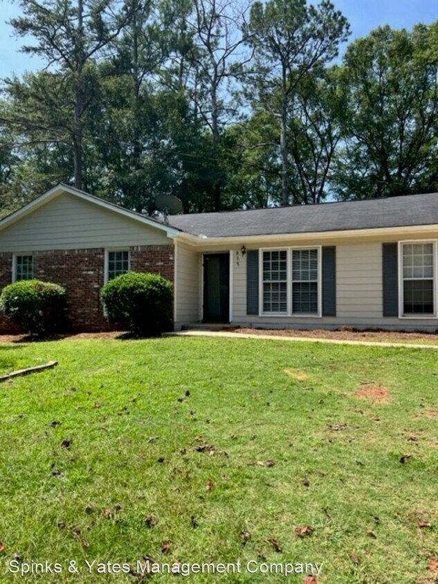 317 Woodland Dr, LaGrange, GA 30241 House Rental in LaGrange, GA