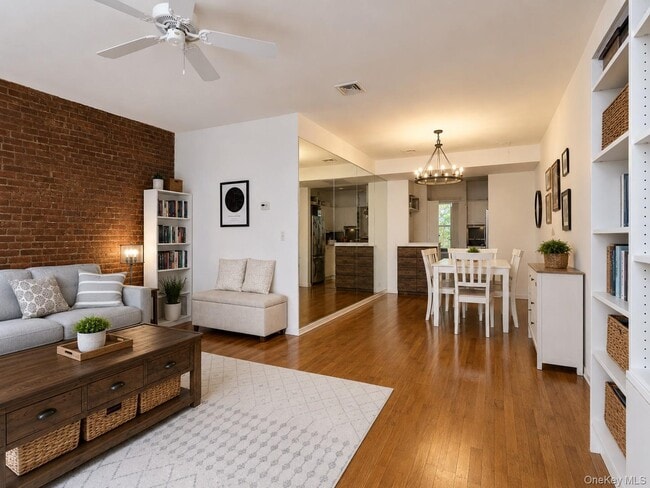 Building Photo - 164 W 122nd St