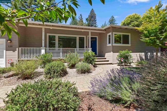Foto del edificio - 125 Meadow Ln