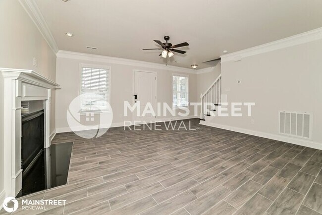 Building Photo - 1619 Douglas Wood Ln, Knoxville, TN 37920
