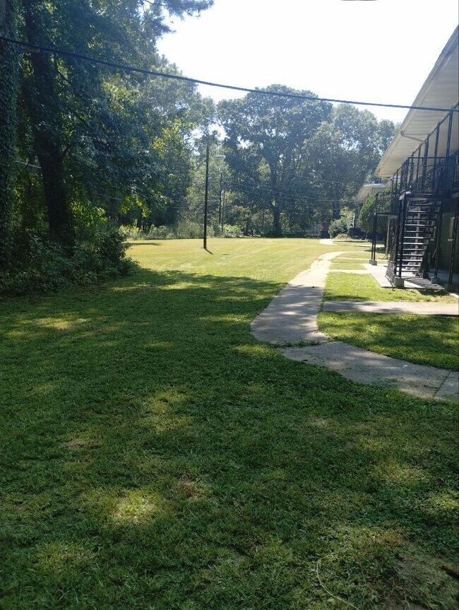 Foto del edificio - 609 Allen Dr