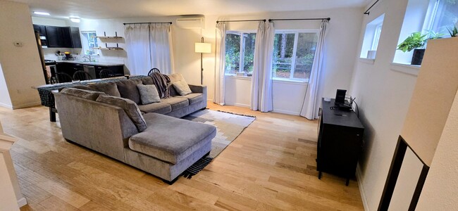 Building Photo - 7743 Blarney Stone Pl NW