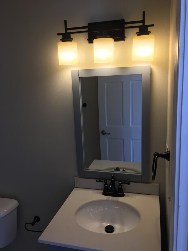Foto del edificio - 232 E Scarritt St