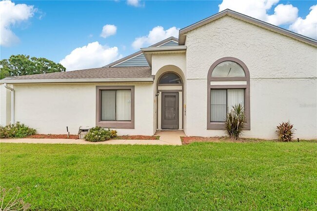Foto del edificio - 112 Lakepointe Cir
