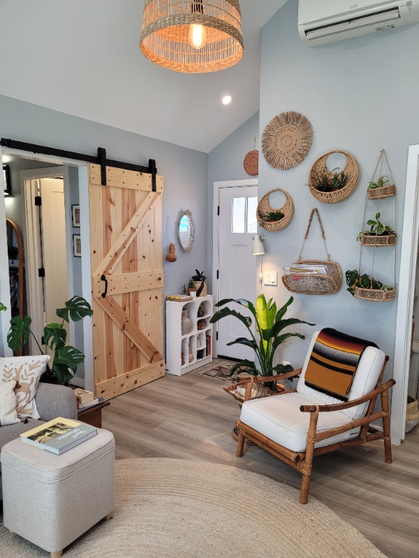 Photo - 880 35th St House