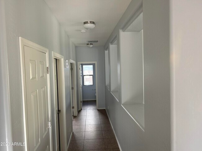Foto del edificio - 14219 W Banff Ln