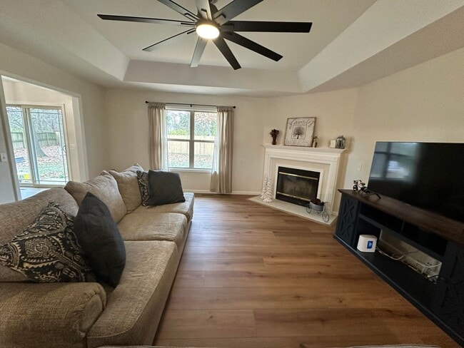 Building Photo - COMING SOON! All Brick Home in Battlefield