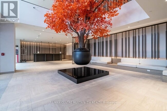 Photo du bâtiment - 4015 The Exchange