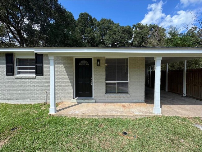 Foto del edificio - 4778 Ivywood Dr