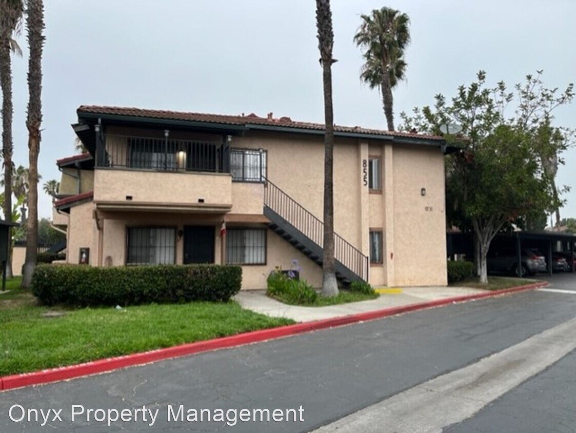 2 br, 2 bath House 855 W. San Ysidro Blv... House for Rent in San