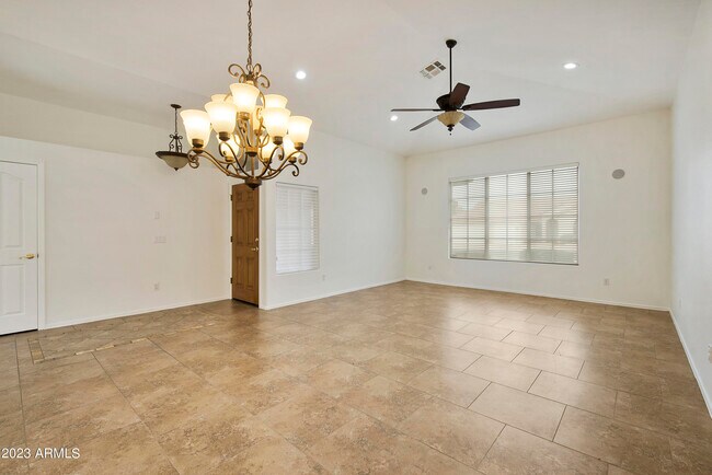 Foto del edificio - 4611 E Fernwood Ct