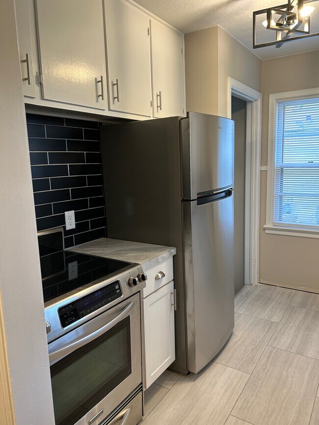 Cocina - 5016 Gramar St