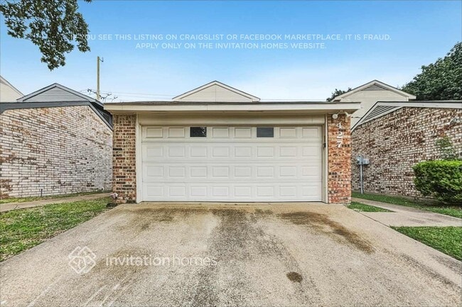 Building Photo - 427 Dawn Dr