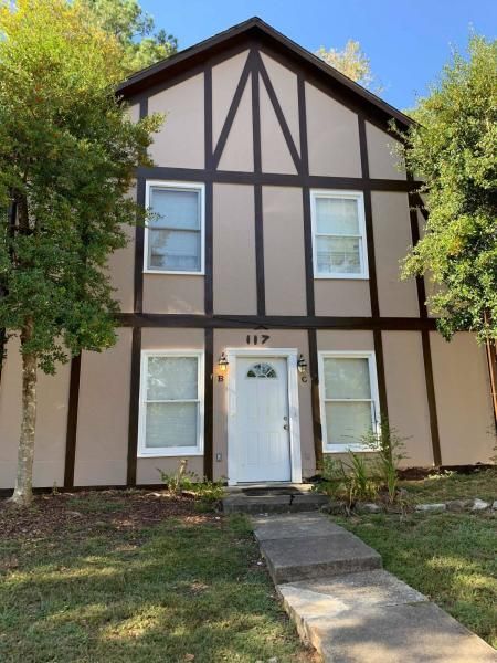 Primary Photo - 117 Arcadia Lane - 1 Apt C