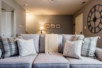 Building Photo - 3518 E Richmond Rd