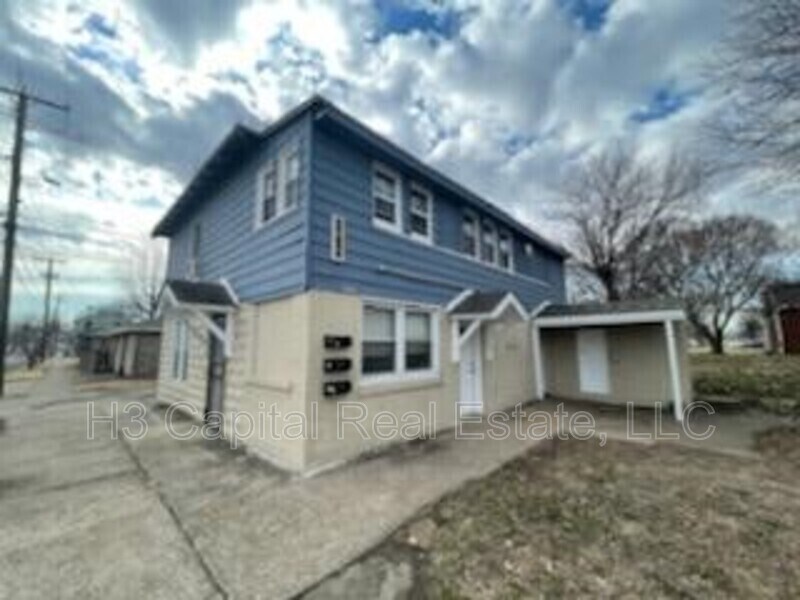 722 Iowa St Unit 1, Madison, IL 62060 Condo for Rent in Madison, IL