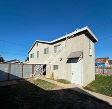 Building Photo - 217 S Gray St