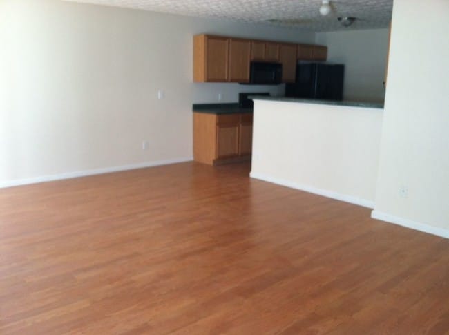Building Photo - 3761 Harvest Dr