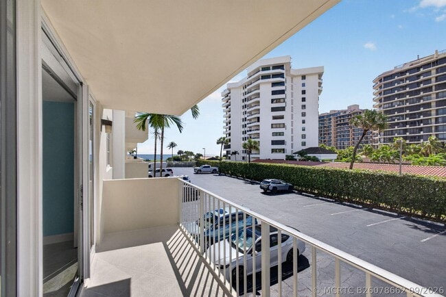 Foto del edificio - 630 Ocean Dr