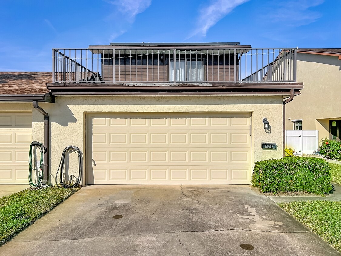 Foto principal - 176 Seawind Dr