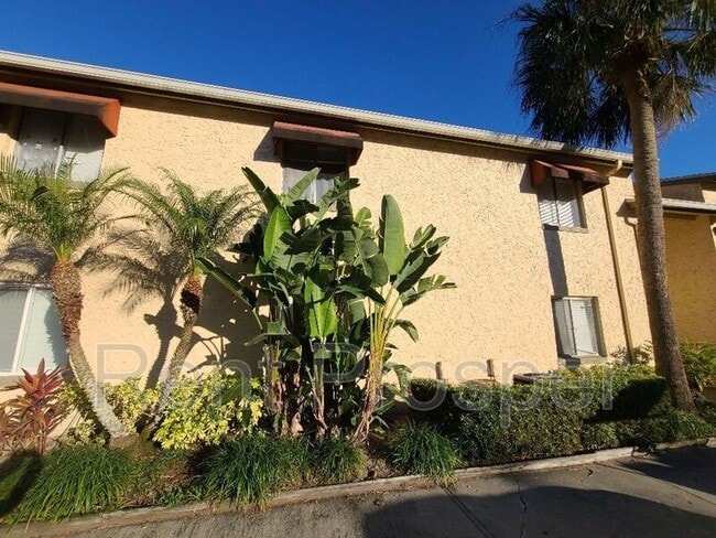 Building Photo - 4305 S Semoran Blvd