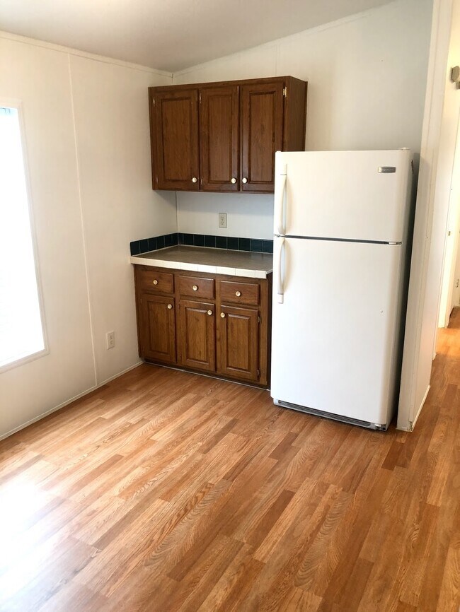 Foto del edificio - 421 N 200 W