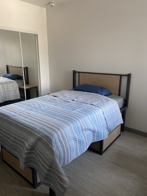 Foto principal - 2201 Trojan Way