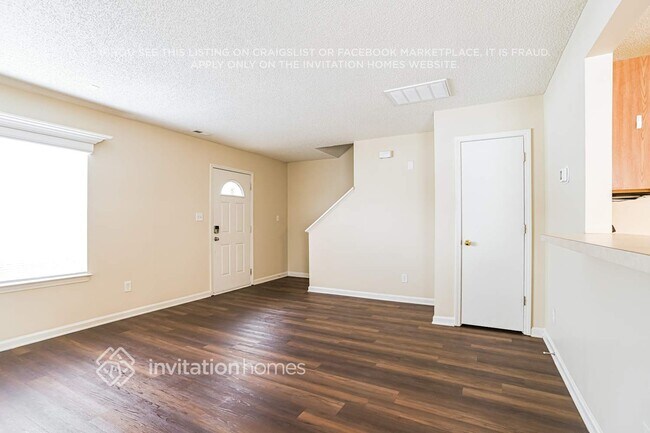 Foto del edificio - 166 Brantley Pl Dr