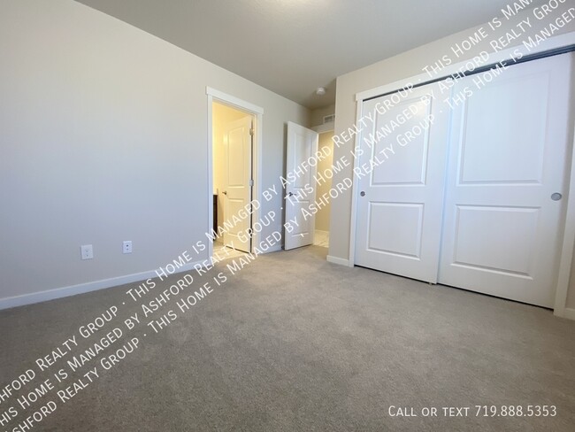 Building Photo - 6855 Starry Night Lane