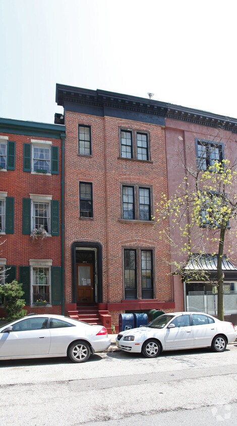 Primary Photo - 803 Park Ave