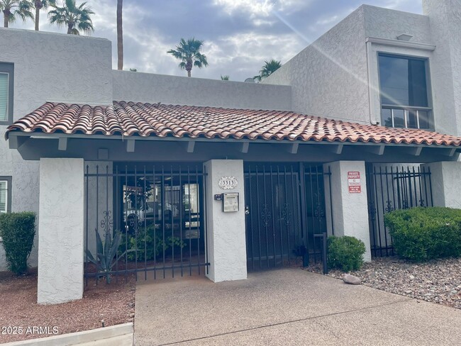 Foto del edificio - 3313 N 68th St