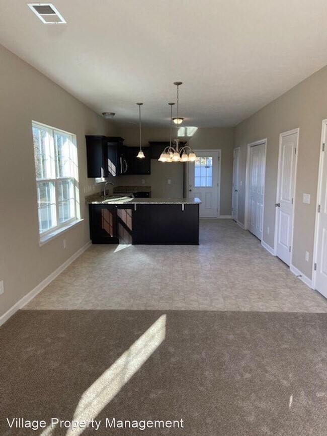 Building Photo - 3 br, 2.5 bath House - 5869 Monroe Xing