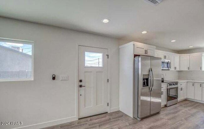 Building Photo - 1315 W Cocopah St