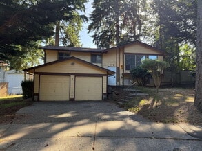 Building Photo - 222 Bremerton Ave SE