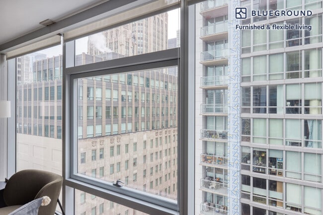 Building Photo - 200 E Illinois St