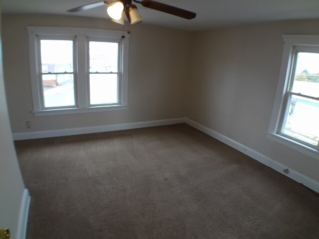 Foto del edificio - 136-136 Cleveland St